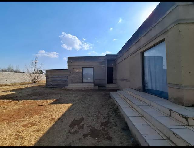 3 BEDROOM HOUSE FOR SALE IN HENLEY ON KLIP